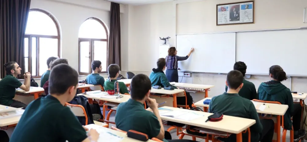 eeğitimmmm.webp