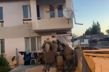 1️1️ İlde Zehir Tacirlerine “NARKOÇELİK-34” Operasyonu! 1️0️3️ Şüpheli Yakalandı!