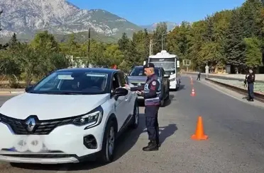 81 İlde Aranan Şahıslara Yönelik Uygulama: 912 Kişi Yakalandı!