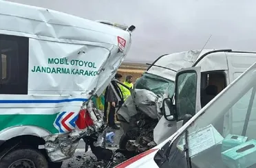 Aksaray’da Feci Kaza: 2 askerimiz şehit oldu, 1 kişi öldü, 4 yaralı!