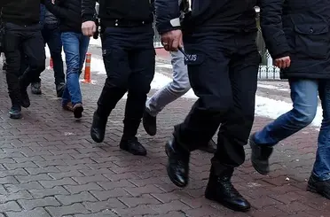 Ankara Merkezli 14 İlde Suç Örgütü Operasyonu: 20 Şüpheli Tutuklandı!