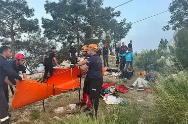 Antalya'nın Konyaaltı ilçesinde teleferik faciası: 1 ölü, 7 yaralı!