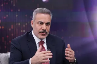 Bakan Fidan’dan Kritik Uyarı: Bölgesel Savaş Riski Büyüyor, Ateşkes Şart!