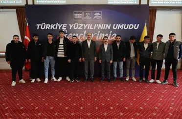 Başkan Altay Gençlerle Buluştu: “Geleceğimizi Gençlerimizle Birlikte İnşa Ediyoruz”