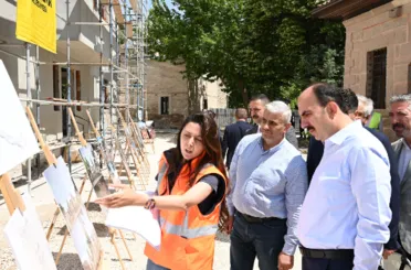 Başkan Altay Meydan Evleri Yenileme Ve Bisiklet Müzesi Çalışmalarını İnceledi