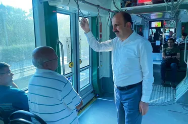 Başkan Altay, Tramvayda Vatandaşlarla Seyahat Etti