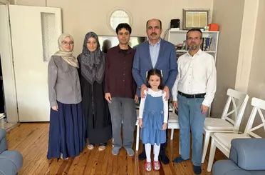 Başkan Altay’dan Umre Ödüllü Siyer Yarışması’nı Kazanan Yarış Ailesine Ziyaret