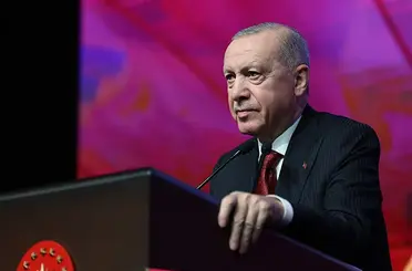 Cumhurbaşkanı Erdoğan'dan Maarif Vakfı Açıklaması: 66 Ülkede 75 Bin Öğrenciye Eğitim!