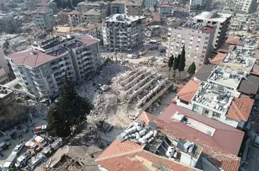 “Depremin büyüklüğü 7.7, fakat şiddeti 11”