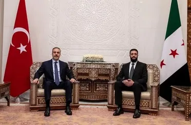 Dışişleri Bakanı Hakan Fidan Suriye'de Ahmed eş-Şera ile Görüştü!