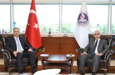 İçişleri Bakanı Ali Yerlikaya Anayasa Mahkemesi Başkanı Kadir Özkaya’yı ziyaret etti!