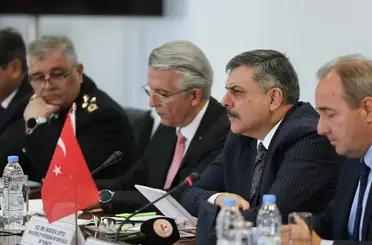 İçişleri Bakanı Çiftçi’den Yunanistan’a İade Mesajı: “Suçlular İçin Güvenli Liman Olmamalı”