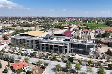 Karatayda Yeni nesil Spor Merkezi’nin Yapımı Sürüyor