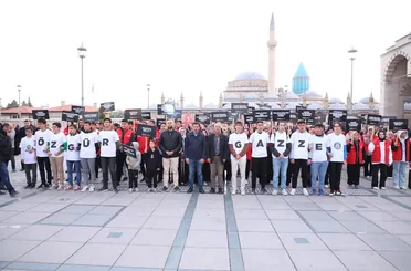 Karataylılar Filistin’e Destek İçin Sabah Namazında Buluştu