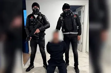 Kırmızı Bültenle Aranan Zehir Taciri İstanbul'da Yakalandı!
