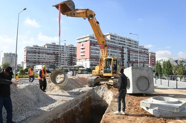Konya Büyükşehir 1 Yılda 574 KM Yeni Şebeke Hattı Yaptı!