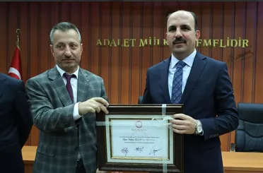 Konya Büyükşehir Belediye Başkanı Altay Mazbatasını Aldı