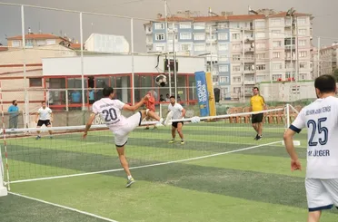 Konya Büyükşehir, Türkiye Ayak Tenisi Şampiyonası’na Ev Sahipliği Yaptı