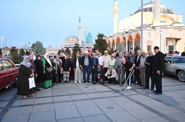 Konya Büyükşehir’den huzurevindeki büyüklerimize nostaljik sürpriz