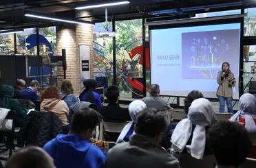 Konya Büyükşehir’den “XYZ Akıllı Kuşaklar Çalıştayı” 
