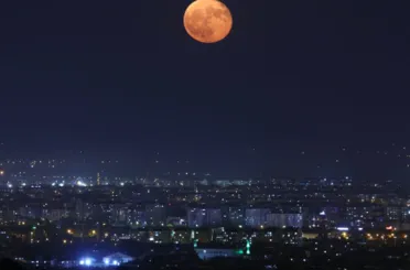 Konya dolunaylı gecede başka güzel