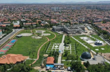 Konya Ulu Cami kaç kişilik olacak?