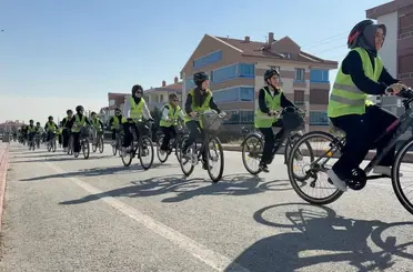 Konya’da Bisiklet Dostu Okul Projesiyle Öğrenciler Sille’ye Pedal Çevirdi
