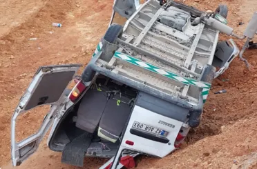 Konya'da işçi servis minibüsü otomobille çarpıştı: 12 yaralı