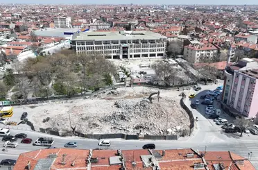Konya’da Kentsel Dönüşüm Hamlesi: Beşyol Kavşağı’nda Yıkım Süreci Tamamlandı