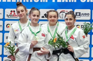 Konyalı Fatma Zehra’dan Avrupa'da Bir Şampiyonluk Daha!