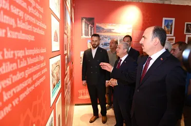 Konya’nın Bin Yıllık Vakıf Kültürünü Anlatan Sergi Ziyaretçilerle Buluştu!