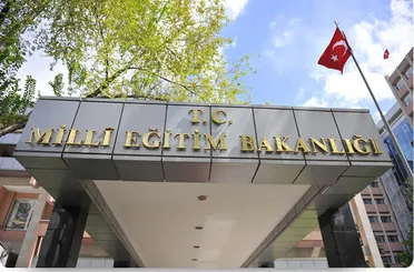 MEB duyurdu: Öğretmenlere çevrimiçi kariyer sınavı