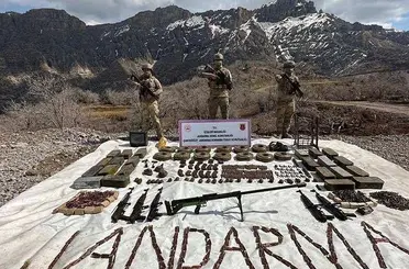 Mehmetçik, dağları teröristlere dar ediyor!