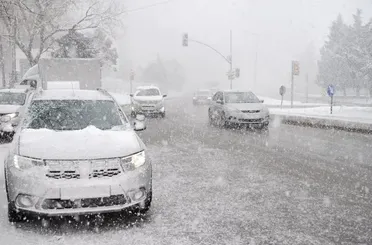 Meteoroloji uyardı! Sıcaklıklar 10 derece birden düşüyor: Birçok il için kar ve fırtına alarmı!