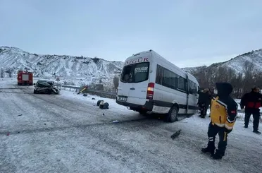 Sivas’ta feci kaza: 1’i ağır 26 kişi yaralandı!