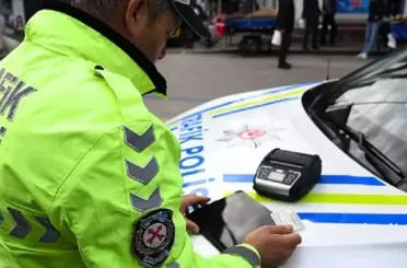 Trafikte Yeni Dönem Başlıyor: Cezalar Katlandı, Ehliyet ve Araçlara El Koyma Geliyor