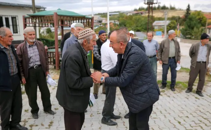 Başkan Kavuş’tan Meram’ın 7 Mahallesine Ziyaret: “Hizmetin Mesafesi Olmaz”