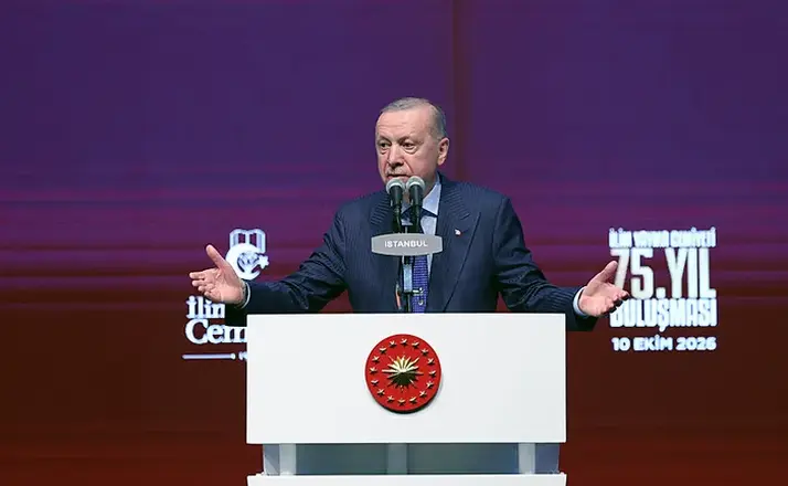 Cumhurbaşkanı Erdoğan Uyardı: Gençler Dijital Çağın Tehditlerine Karşı Korunmalı!
