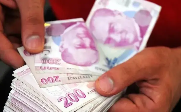 Emekli Maaşlarına Ek Zam Gündemi: Refah Payı Ve Seyyanen Artış Masada!