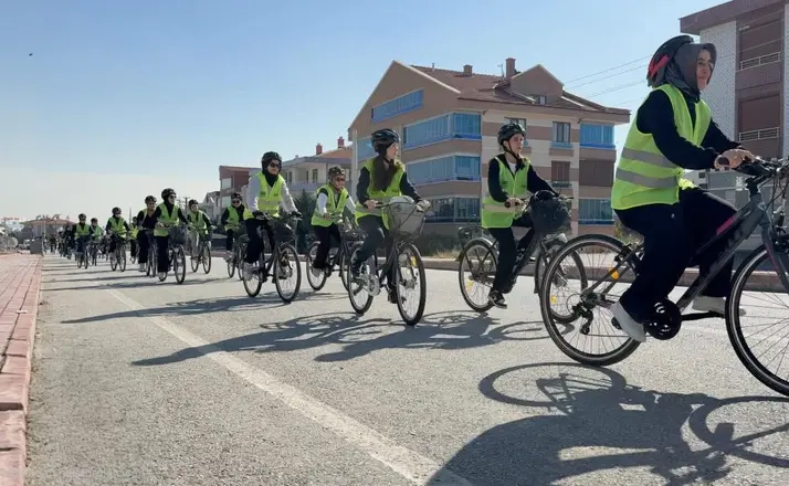 Konya’da Bisiklet Dostu Okul Projesiyle Öğrenciler Sille’ye Pedal Çevirdi