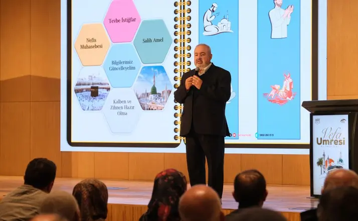 Konya'da Vefa Umresi’nde Üçüncü Kafile İçin Eğitim Semineri Düzenlendi