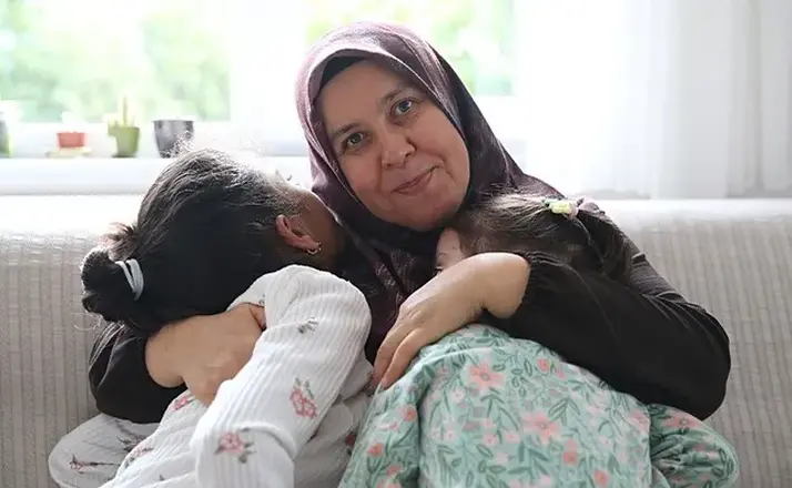 Konya’da Yürekleri Isıtan Hikaye: Meryem Yalnız Kalmasın Diye Berfin’e de Anne Oldu!