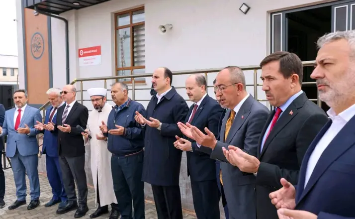 Meram’da 1.000 Kişilik Gazze Camii Dualarla İbadete Açıldı