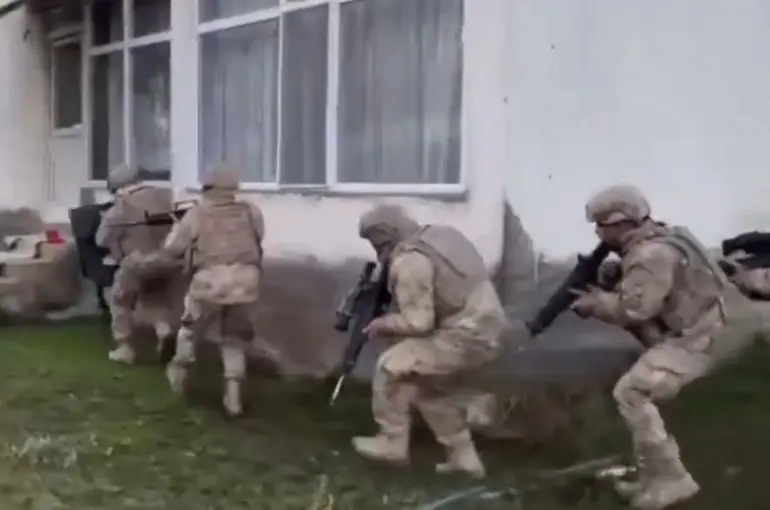 1️7️ ilde PKK/KCK terör örgütüne “GÜRZ-22” operasyonu! 5️5️ şüpheli yakalandı!