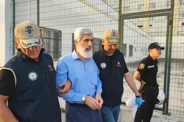 Adana’da Furkan Vakfı Operasyonu: Alparslan Kuytul ve Çok Sayıda Şüpheli Gözaltında