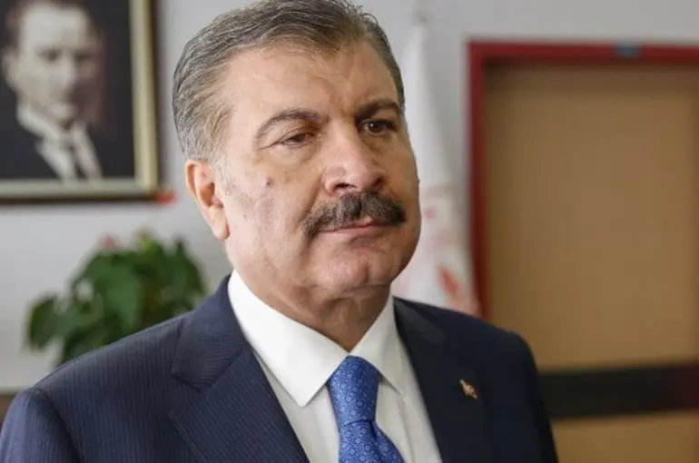 Aşı lobisi algı operasyonuna başladı... Bakan Koca'dan kirli propagandaya sert tepki