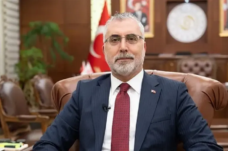 Bakan Işıkhan’dan asgari ücret ve emeklilik sistemiyle ilgili açıklama!