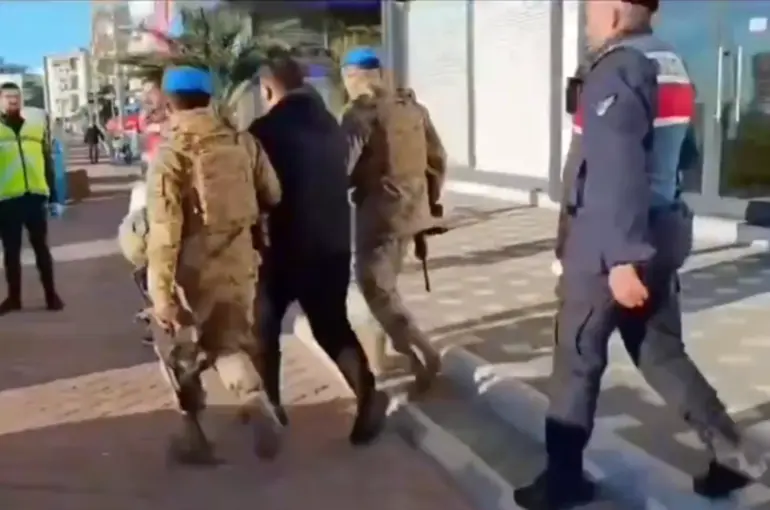 Bakan Yerlikaya: Çukur Çetesi çökertildi! Antalya'da nefes kesen Kafes-24 operasyonu!