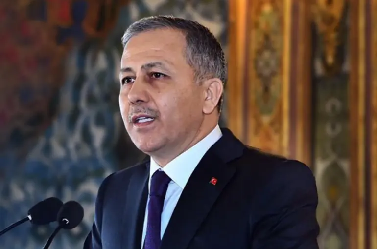 Bakan Yerlikaya: Silah kaçakçılarıyla mücadelemiz devam edecek!