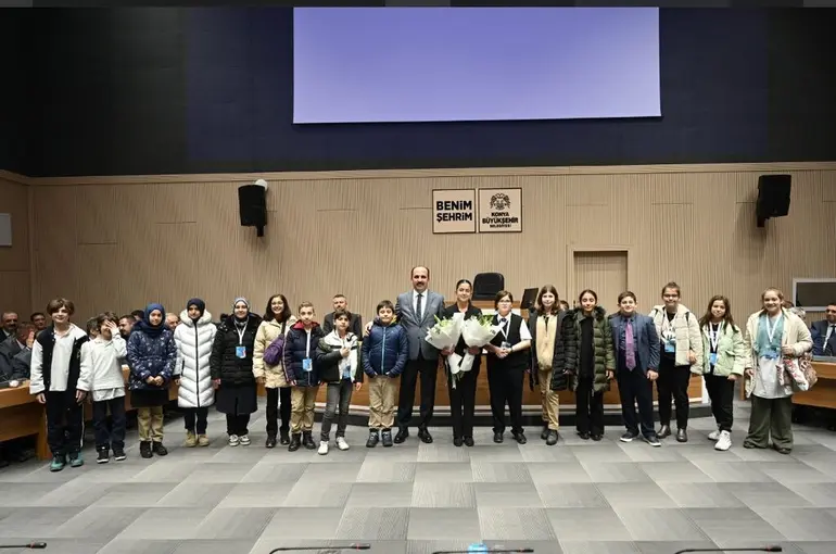 Başkan Altay: “Çocuk Meclisi’ni Çocuklarımızın Daha İyi Yetişmesi İçin Oluşturduk”